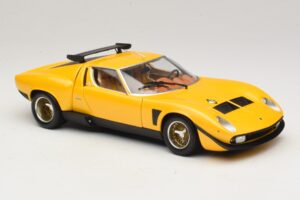Lamborghini Miura SVR Sárga & Fekete Kyosho 1:18 08319GY Fém – 6. kép a 8-ből