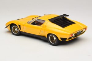 Lamborghini Miura SVR Sárga & Fekete Kyosho 1:18 08319GY Fém – 7. kép a 8-ből