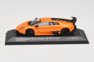 Lamborghini Murcielago LP670-4 SV Narancssárga Metál Minichamps 1:43 400103942 Fém