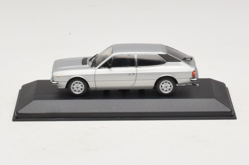 Lancia Beta HPE Ezüst Minichamps 1:43 400125711 Fém