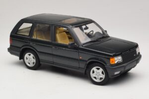 Land Rover Range Rover P38A 4.6 HSE Zöld Metál AUTOart 1:18 70010 Fém – 6. kép a 8-ből