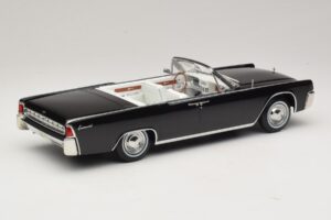 Lincoln Continental Convertible Fekete Bad Boys KK-Scale 1:18 KKDC181521 Fém – 3. kép a 7-ből