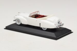 Lincoln Continental Kabrió Fehér Minichamps 1:43 400082501 Fém – 3. kép a 5-ből