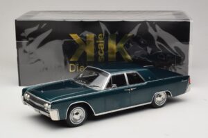 Lincoln Continental Sötétzöld Metál Matrix Reloaded & Revolutions KK-Scale 1:18 KKDC181481 Fém – 6. kép a 6-ből