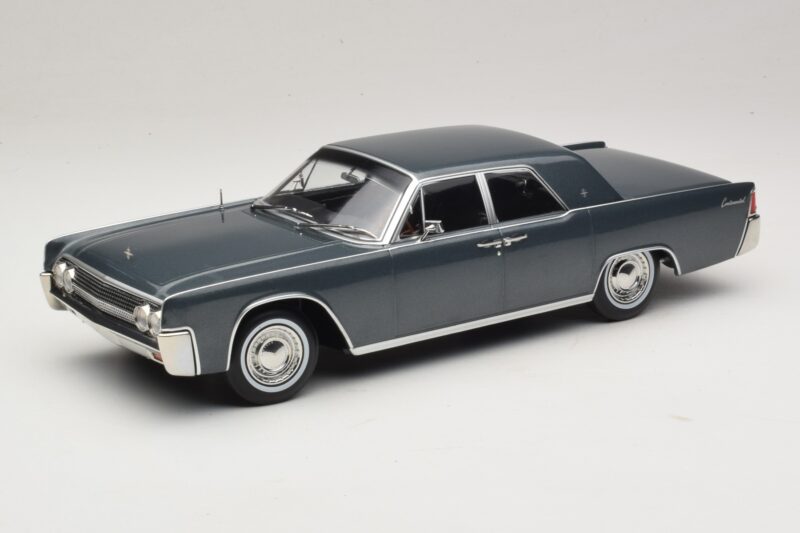 Lincoln Continental Szürke Metál Marnie KK-Scale 1:18 KKDC181482 Fém