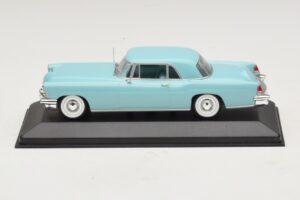 Lincoln Continental Mark II Türkiz Minichamps 1:43 Lincoln Continental Mark II Türkiz Minichamps 1:43 400082305 Fém