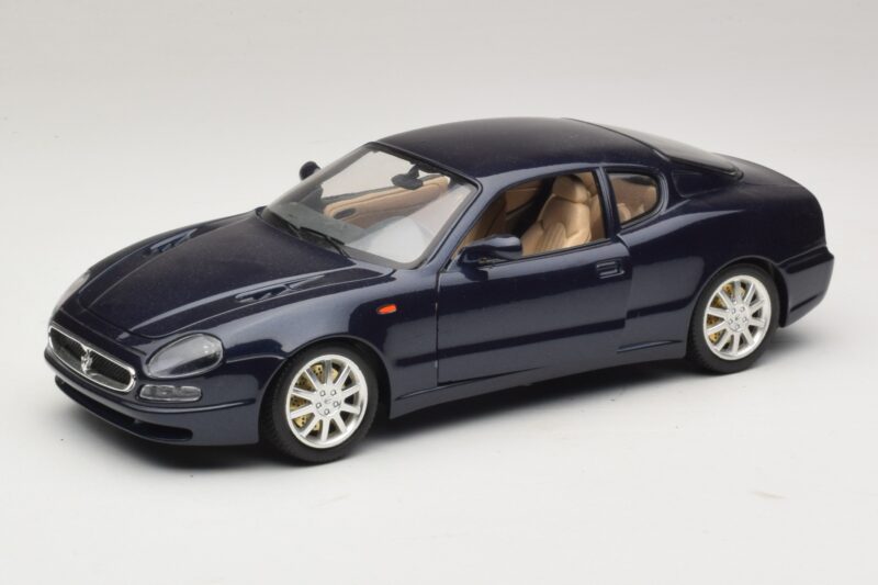 Maserati 3200 GT Kék Bburago 1:18 3371-P1 Fém