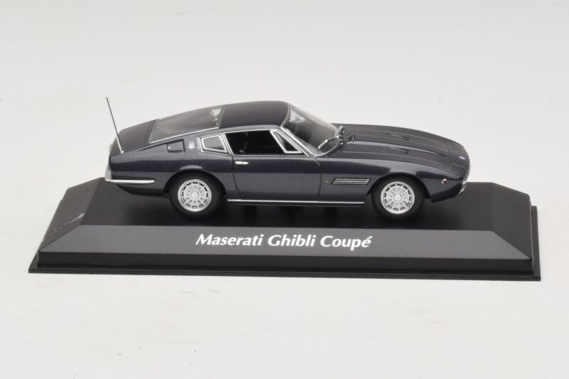 Maserati Ghibli Barna Metál Maxichamps 1:43 940123320 Fém