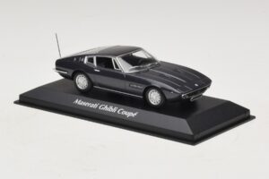 Maserati Ghibli Barna Metál Maxichamps 1:43 940123320 Fém – 3. kép a 5-ből