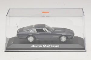 Maserati Ghibli Barna Metál Maxichamps 1:43 940123320 Fém – 4. kép a 5-ből