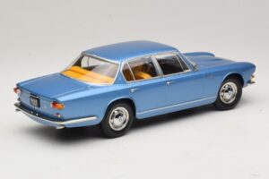 Maserati Quattroporte I Világoskék Metál KK-Scale 1:18 KKDC181514 Fém – 2. kép a 6-ből