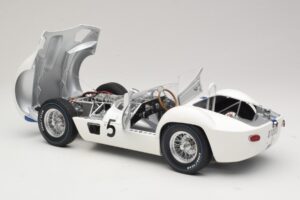 Maserati Tipo 61 #5 Camoradi S. Moss / D. Gurney 1000km Nurburgring Winner 1960 Minichamps 1:12 120601205 Fém – 5. kép a 8-ből