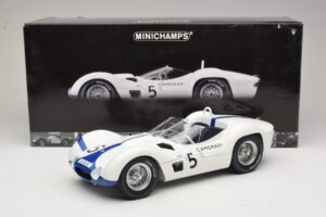 Maserati Tipo 61 #5 Camoradi S. Moss / D. Gurney 1000km Nurburgring Winner 1960 Minichamps 1:12 120601205 Fém – 8. kép a 8-ből