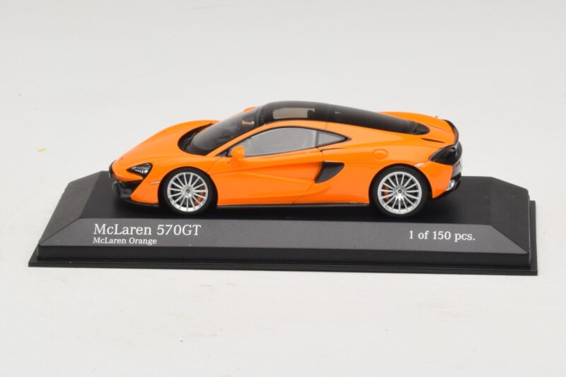 McLaren 570GT Narancssárga Minichamps 1:43 McLaren 570GT Narancssárga Minichamps 1:43 537154521 Fém