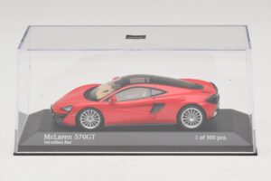 McLaren 570GT Vermillion Red Minichamps 1:43 537154522 Diecast – 4. kép a 5-ből