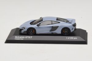 McLaren 675LT Ceramic Grey Minichamps 1:43 537154420 Fém