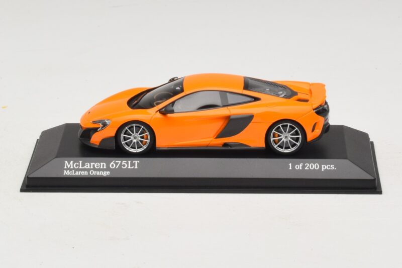 McLaren 675LT Narancssárga Minichamps 1:43 McLaren 675LT Narancssárga Minichamps 1:43 537154421 Diecast