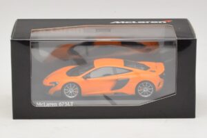 McLaren 675LT Narancssárga Minichamps 1:43 537154421 Diecast – 5. kép a 5-ből