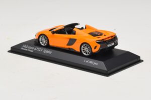 McLaren 675LT Spider Narancssárga Minichamps 1:43 537154431 Diecast – 3. kép a 5-ből