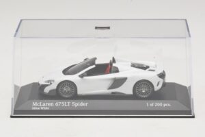 McLaren 675LT Spider Silica White Minichamps 1:43 537154432 Diecast – 4. kép a 5-ből