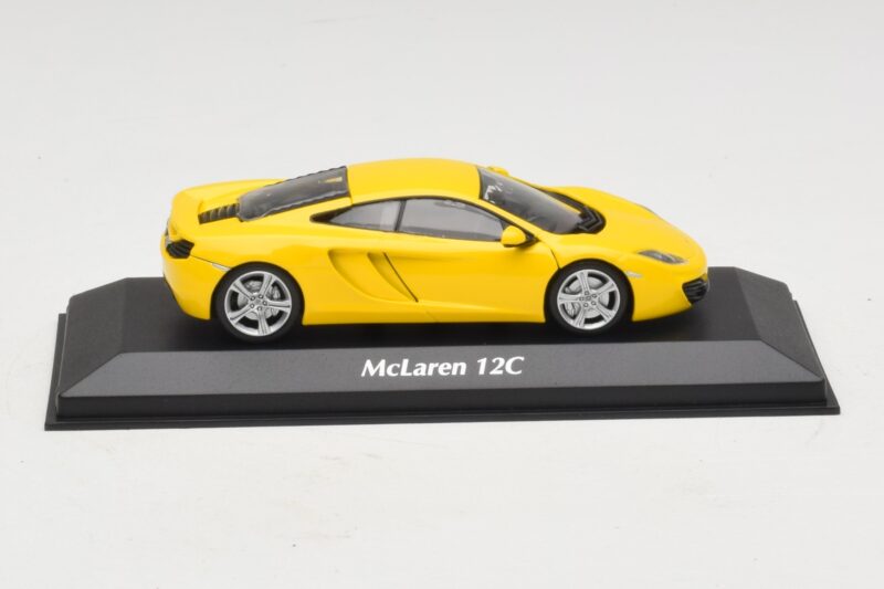 McLaren MP4-12C Sárga Maxichamps 1:43 McLaren MP4-12C Sárga Maxichamps 1:43 940133020 Fém