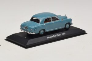 Mercedes 180 W120 Kék Maxichamps 1:43 940033102 Fém – 2. kép a 5-ből
