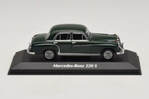 Mercedes 220 S W180 Sötétzöld Maxichamps 1:43 940033001 Diecast