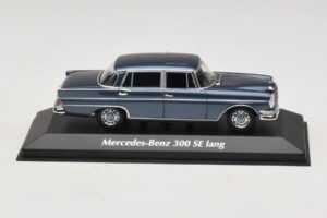 Mercedes 300 SE W112 Lang Kék Metál Maxichamps 1:43 940035200 Diecast
