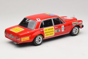 Mercedes 300 SEL 6.8 #1 H. Heyer / Betzler 24 Hours of Nurburgring 1972 Minichamps 1:18 155723401 Fém – 2. kép a 6-ből