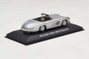 Mercedes 300 SL W198 Roadster Ezüst Maxichamps 1:43 940039030 Fém – 2. kép a 5-ből