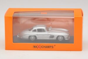 Mercedes 300 SL W198 Ezüst Maxichamps 1:43 940039000 Diecast – 5. kép a 5-ből
