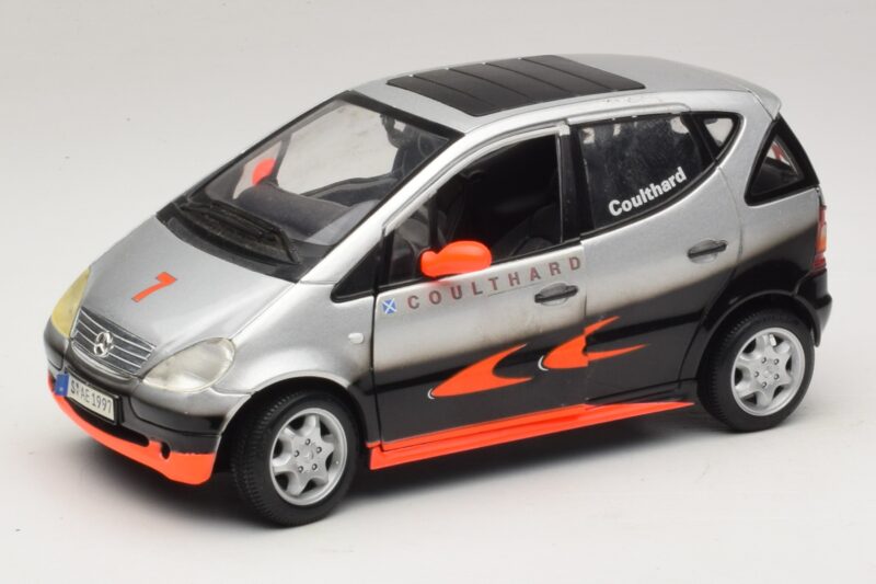 Mercedes A-Class W168 D. Coulthard Ezüst Maisto 1:18 35841 Fém