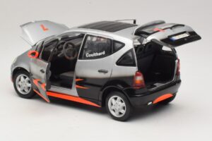 Mercedes A-Class W168 D. Coulthard Ezüst Maisto 1:18 35841 Fém – 5. kép a 8-ből