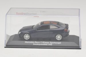 Mercedes C-Class Sportscoupe CL203 Blue Metallic Bundespressball Minichamps 1:43 MB010 Diecast – 4. kép a 5-ből