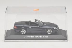 Mercedes SL R230 Kék Metál Maxichamps 1:43 940037531 Fém – 4. kép a 5-ből