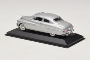 Mercury Monterey Ezüst Minichamps 1:43 400082404 Fém – 3. kép a 5-ből