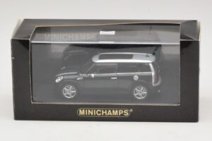 Mini Cooper S Clubman R55 Zöld Ezüst Minichamps 1:43 431138670 Diecast – 5. kép a 5-ből