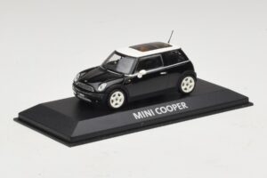 Mini Cooper S R53 Fekete Panorámatetővel Minichamps 1:43 MINI022 Fém – 2. kép a 4-ből