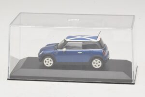 Mini Cooper S R53 Kék Skót Zászlóval Minichamps 1:43 MINI016 Diecast – 4. kép a 5-ből