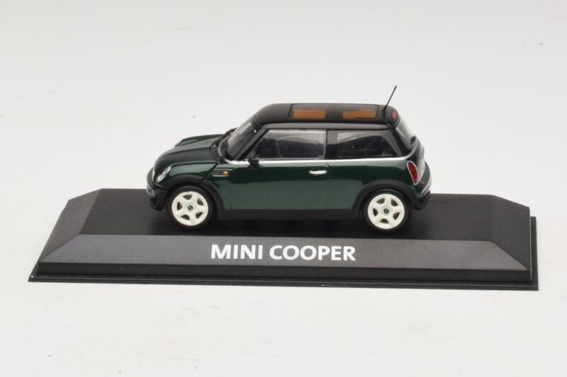 Mini Cooper S R53 Sötétzöld Fekete Tetővel Minichamps 1:43 MINI023 Fém