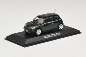 Mini Cooper S R53 Sötétzöld Fekete Tetővel Minichamps 1:43 MINI023 Fém – 2. kép a 5-ből