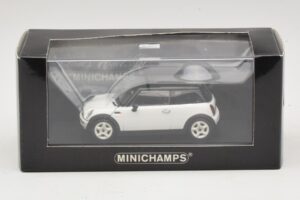 Mini Cooper S R53 Fehér Fekete Tetővel Minichamps 1:43 MINI027 Fém – 4. kép a 4-ből