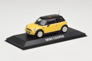Mini Cooper S R53 Sárga Fekete Tetővel Minichamps 1:43 MINI031 Diecast – 2. kép a 4-ből