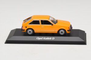 Opel Kadett D Narancs Maxichamps 1:43 940044101 Fém