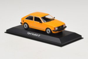 Opel Kadett D Narancs Maxichamps 1:43 940044101 Fém – 3. kép a 5-ből