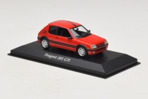 Peugeot 205 GTi Piros Maxichamps 1:43 940112300 Diecast – 3. kép a 5-ből
