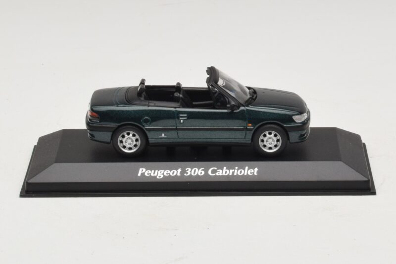 Peugeot 306 Kabrió Zöld Metál Maxichamps 1:43 Peugeot 306 Kabrió Zöld Metál Maxichamps 1:43 940112833 Fém