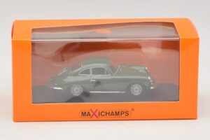 Porsche 356C Carrera 2 Sötétzöld Maxichamps 1:43 940062360 Fém – 5. kép a 5-ből