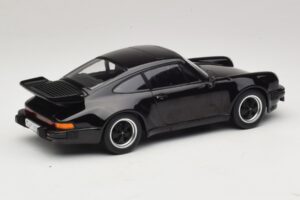 Porsche 911 930 Turbo 3.3 Fekete KK-Scale 1:18 KKDC181443 Fém – 2. kép a 6-ből