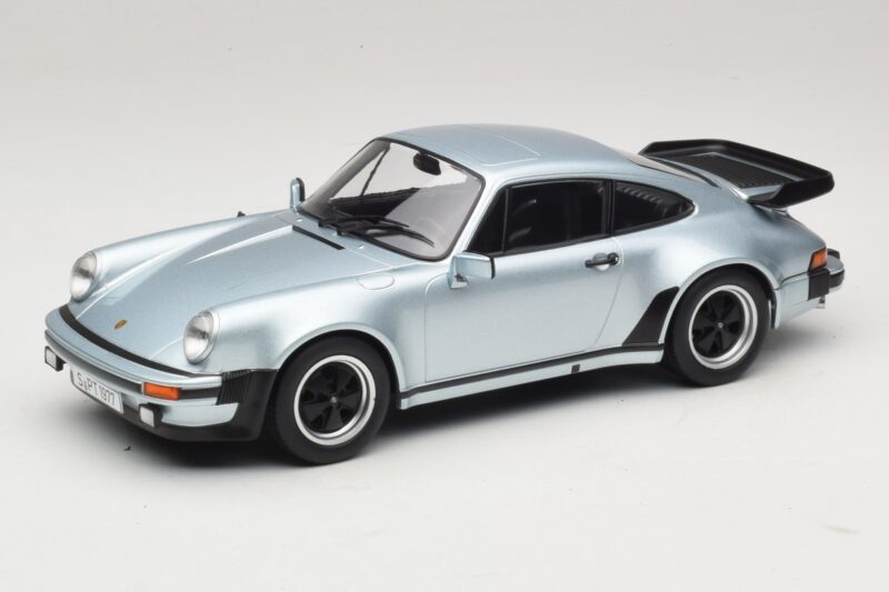 Porsche 911 930 Turbo 3.3 Ezüst KK-Scale 1:18 Porsche 911 930 Turbo 3.3 Ezüst KK-Scale 1:18 KKDC181444 Fém